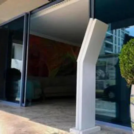 Grand Look & Location For Business On * Bucharest
