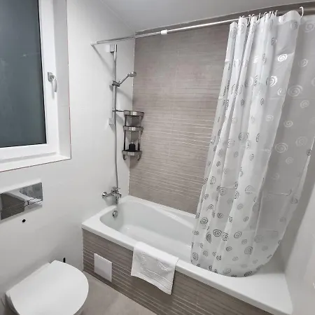 Apartment Grand Look & Location For Business On