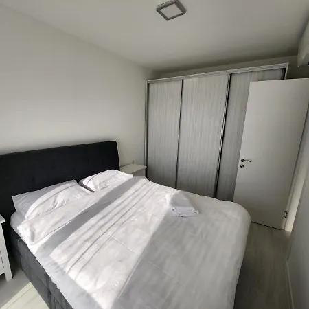Grand Look & Location For Business On Apartment